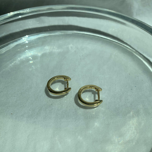 18k Gold baby hoop earrings