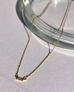 18k Gold  dainty single stud necklace